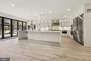 4702 Leighfield Valley Dr, Chantilly, VA 20151 - Photo 11