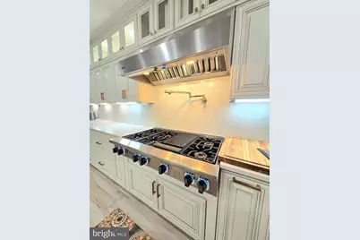 4702 Leighfield Valley Drive, Chantilly, VA 20151 - Photo 19