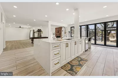 4702 Leighfield Valley Drive, Chantilly, VA 20151 - Photo 5