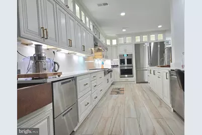 4702 Leighfield Valley Drive, Chantilly, VA 20151 - Photo 13