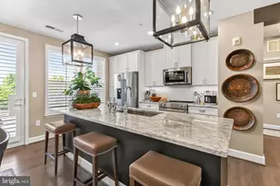 2960 Vaden Dr, Fairfax, VA 22031 - Photo 9