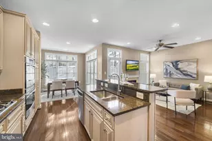 4017 Verret Dr, Fairfax, VA 22030 - Photo 15