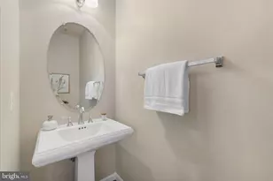 4017 Verret Dr, Fairfax, VA 22030 - Photo 23