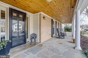 8130 Briar Creek Dr, Annandale, VA 22003 - Photo 9