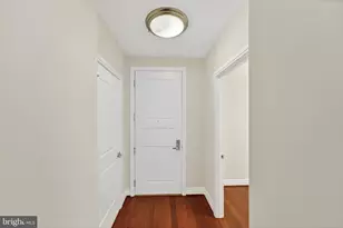 8220 Crestwood Heights Dr, McLean, VA 22102 - Photo 7