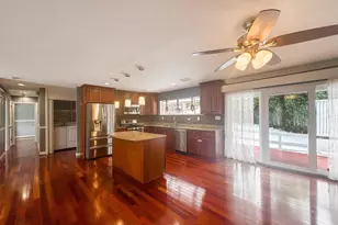 3915 Terrace Dr, Annandale, VA 22003 - Photo 9