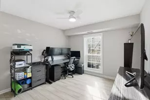 7770 Willow Point Dr, Falls Church, VA 22042 - Photo 17