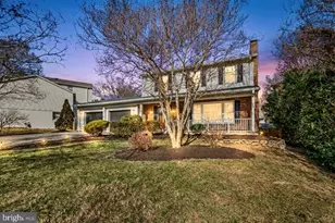 7936 St Dennis Dr, Springfield, VA 22153 - Photo 3