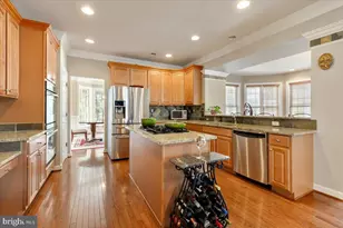 13714 Monet Ct, Chantilly, VA 20151 - Photo 17