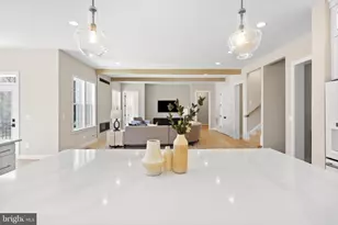 9211 Kilmarnock Dr, Fairfax, VA 22031 - Photo 21