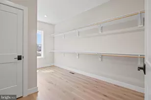 9211 Kilmarnock Dr, Fairfax, VA 22031 - Photo 53