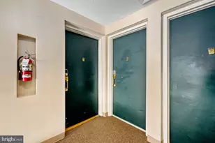 2844 Dover Ln, Falls Church, VA 22042 - Photo 11