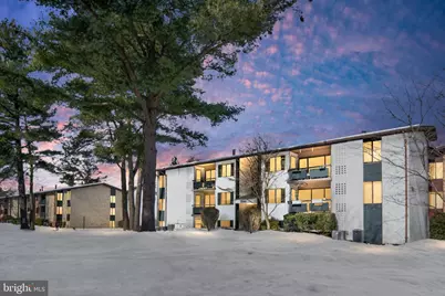 2844 Dover Lane #302, Falls Church, VA 22042 - Photo 3