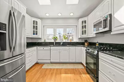 6582 Forsythia Street, Springfield, VA 22150 - Photo 11