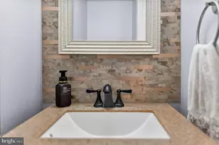 8495 Kitchener Dr, Springfield, VA 22153 - Photo 21