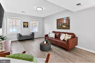 8495 Kitchener Drive, Springfield, VA 22153 - Photo 7