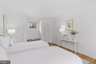 3301 Goldsboro Ct, Falls Church, VA 22042 - Photo 41