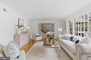 3301 Goldsboro Ct, Falls Church, VA 22042 - Photo 9