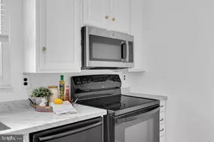 5331 Larochelle Ct, Alexandria, VA 22315 - Photo 11