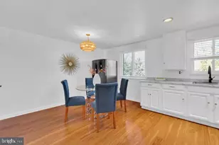 5331 Larochelle Ct, Alexandria, VA 22315 - Photo 9