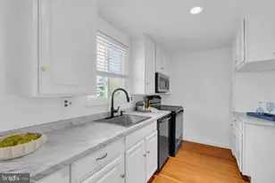 5331 Larochelle Ct, Alexandria, VA 22315 - Photo 13