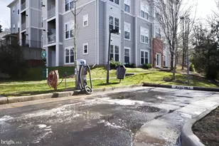 1515 North Point Dr, Reston, VA 20194 - Photo 25