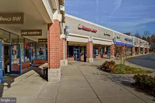 1515 North Point Dr, Reston, VA 20194 - Photo 27