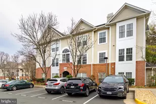 1515 North Point Dr, Reston, VA 20194 - Photo 31