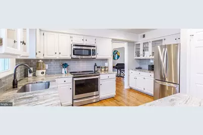 980 Old Holly Drive, Great Falls, VA 22066 - Photo 3