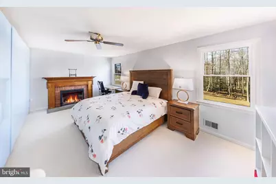 980 Old Holly Drive, Great Falls, VA 22066 - Photo 9