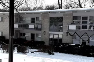 7717 Donnybrook Ct, Annandale, VA 22003 - Photo 3