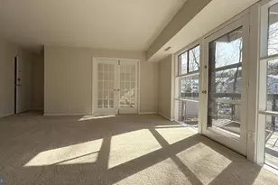 7717 Donnybrook Ct, Annandale, VA 22003 - Photo 9