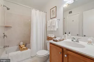 11703 Olde English Dr, Reston, VA 20190 - Photo 27