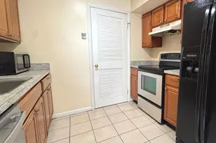 3882 Manzanita Pl, Alexandria, VA 22309 - Photo 3