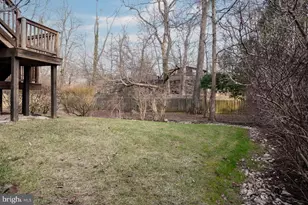 8815 Surrey Ct, Alexandria, VA 22309 - Photo 25