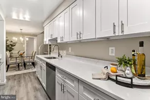 6049 Essex House Square, Alexandria, VA 22310 - Photo 19