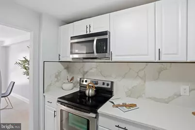 8626 Village Square #8626, Alexandria, VA 22309 - Photo 13