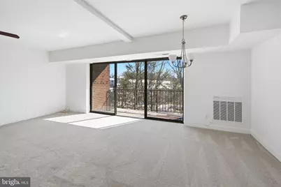 7809 Dassett #303, Annandale, VA 22003 - Photo 19