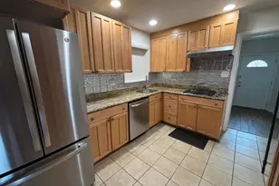 7439 Long Pine Dr, Springfield, VA 22151 - Photo 3