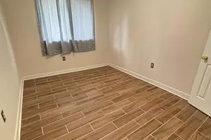 7439 Long Pine Dr, Springfield, VA 22151 - Photo 9