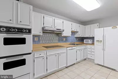 8340 Greensboro Drive #207, McLean, VA 22102 - Photo 15