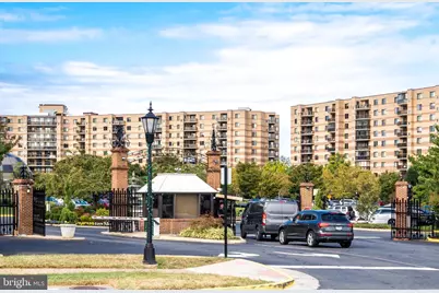 8340 Greensboro Drive #207, McLean, VA 22102 - Photo 49