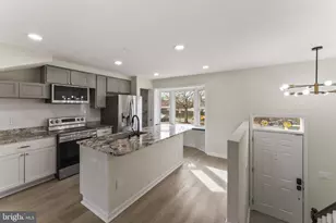 8213 Roxbury Dr, Alexandria, VA 22309 - Photo 17