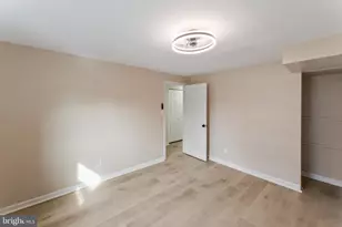 8213 Roxbury Dr, Alexandria, VA 22309 - Photo 7