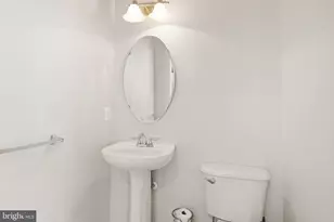 7204 Gray Heights Ct, Alexandria, VA 22315 - Photo 25