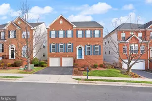 7204 Gray Heights Ct, Alexandria, VA 22315 - Photo 1