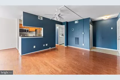 1727 Ascot Way #1727C, Reston, VA 20190 - Photo 3