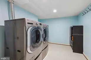 8514 Oak Chase Cir, Fairfax Station, VA 22039 - Photo 45