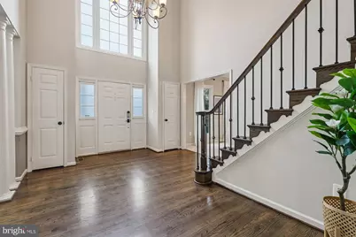 8514 Oak Chase Circle, Fairfax Station, VA 22039 - Photo 3