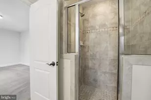 2905 Hibbard St, Oakton, VA 22124 - Photo 39